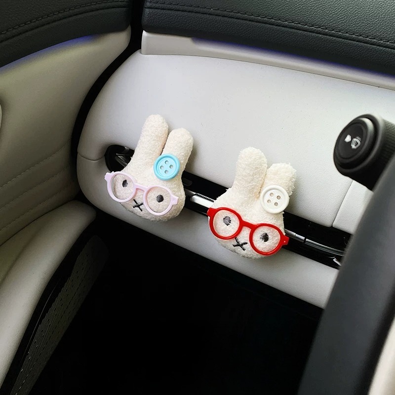 Car Fragrance Diffuser - معطر هواء للسيارة على شكل أرنب