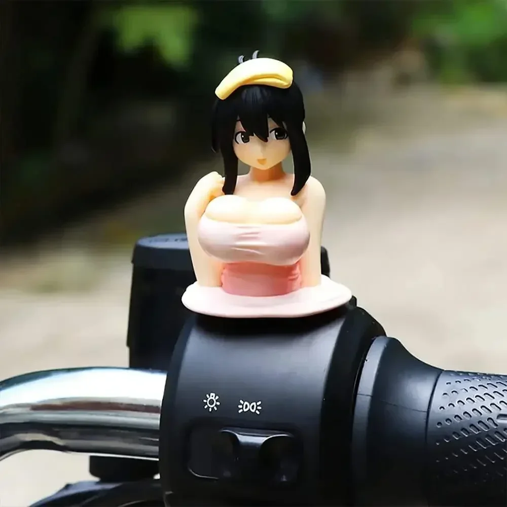 دمية أنمي مثيرة بصدر متحرك لتز - مراجعة Car Accessories Girly وسعره